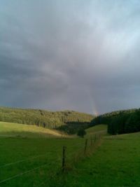 Regenbogen über der Aggertalsperre