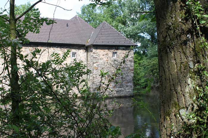 Wasserschloss Haus Graven in Langenfeld-Wiescheid